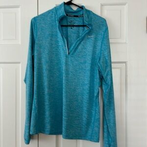 Women’s NIKE Drifit XL top